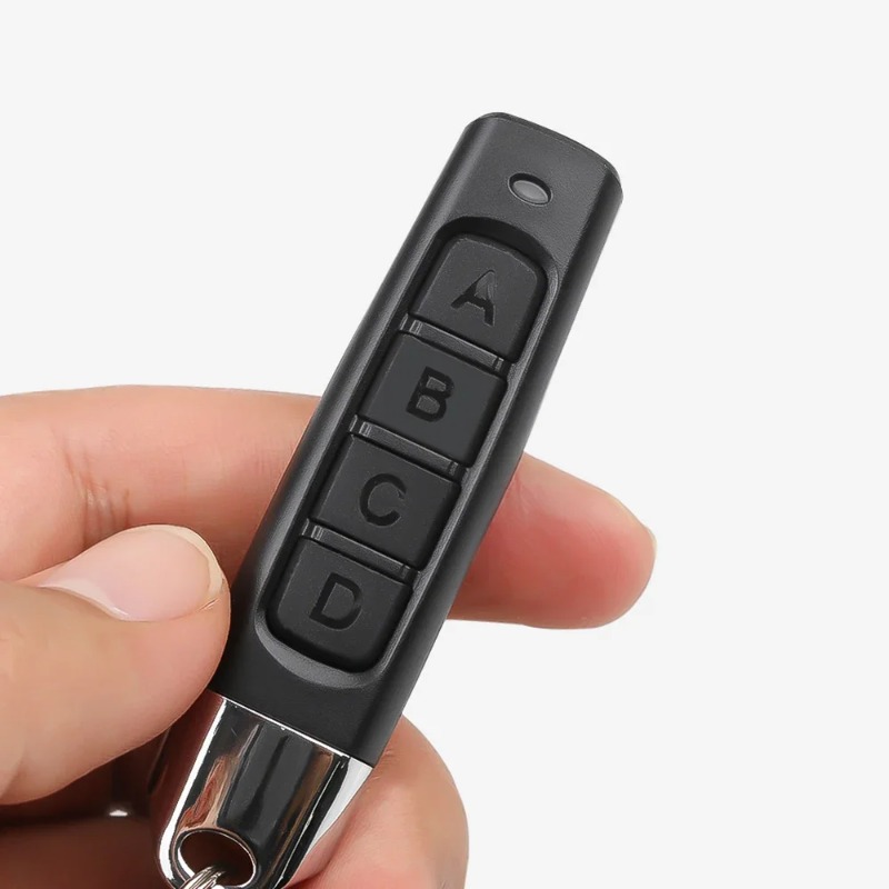 Telecomando Universale 433MHz  - Bottle Opener Keyring recensione e prezzo